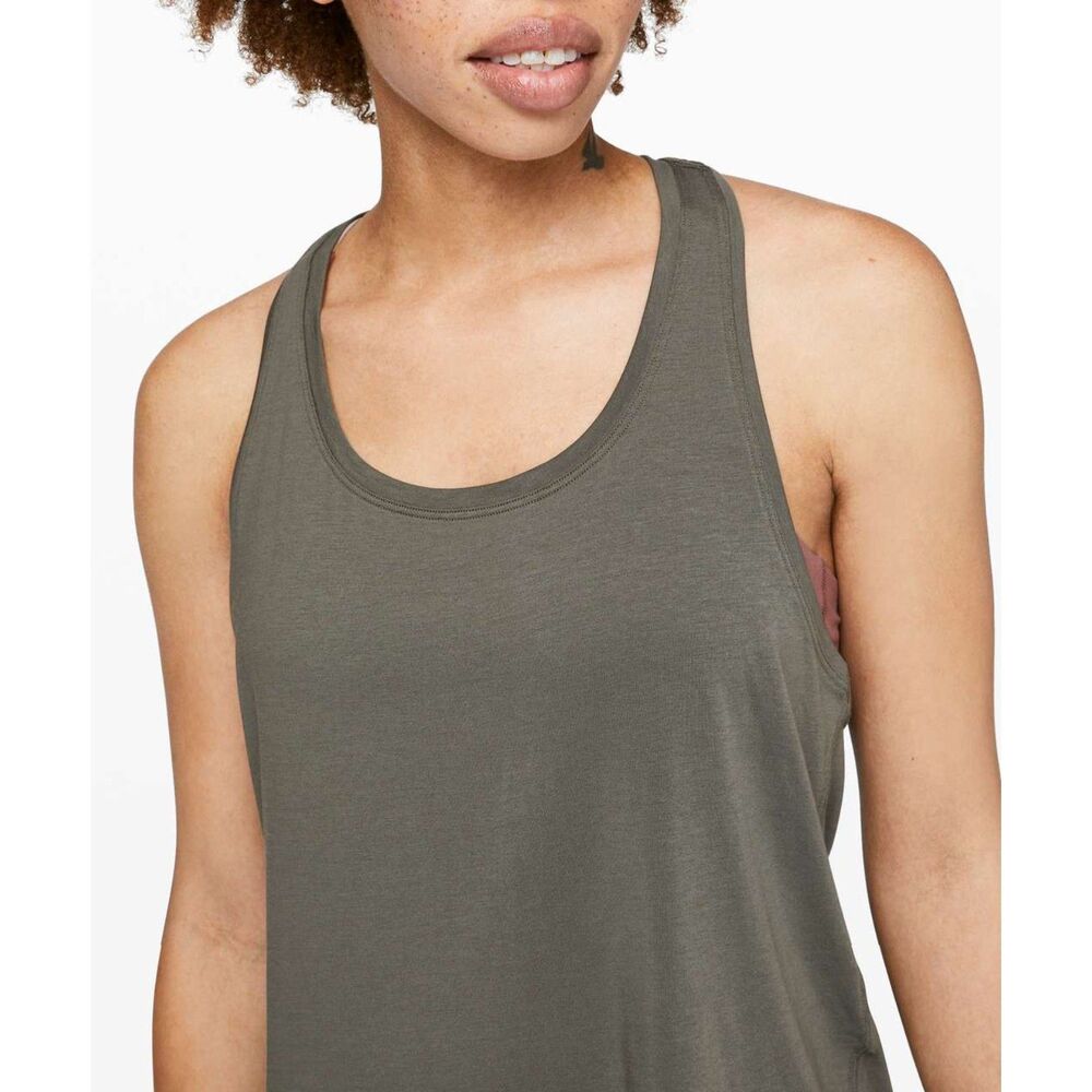 Lululemon Love Racerback Tank Top in Olive Green, Approx Size 6 (C6)